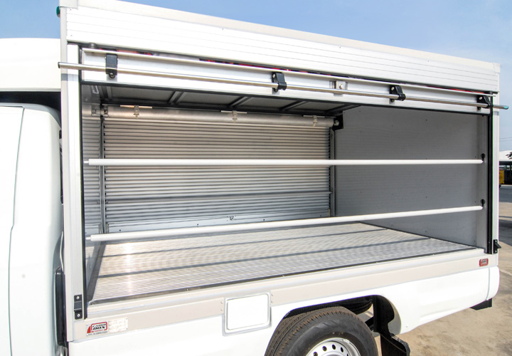 Dry Freight – Roller Shutter Doors