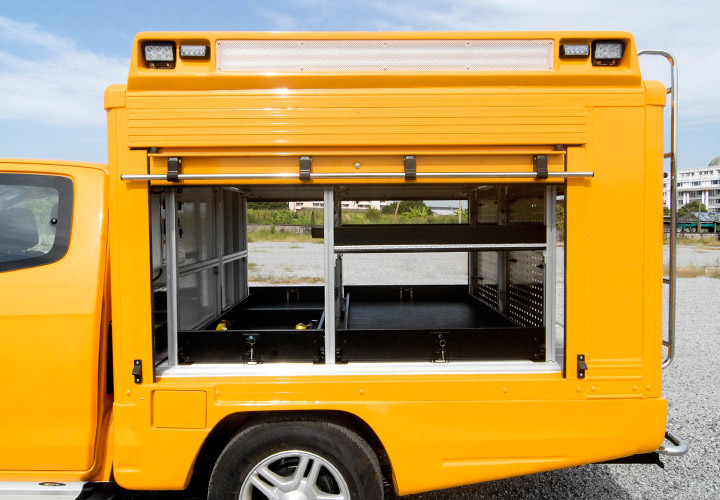 Roll Up Doors –  Rescue Vehicle